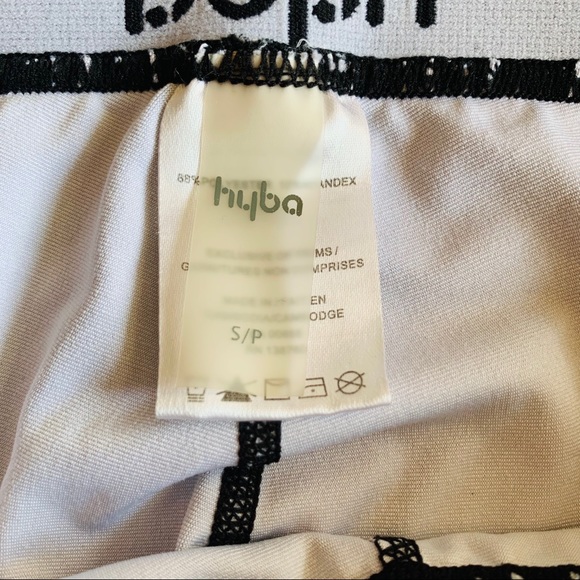 Hyba galaxy print cropped leggings in size sm/md - Picture 8 of 9